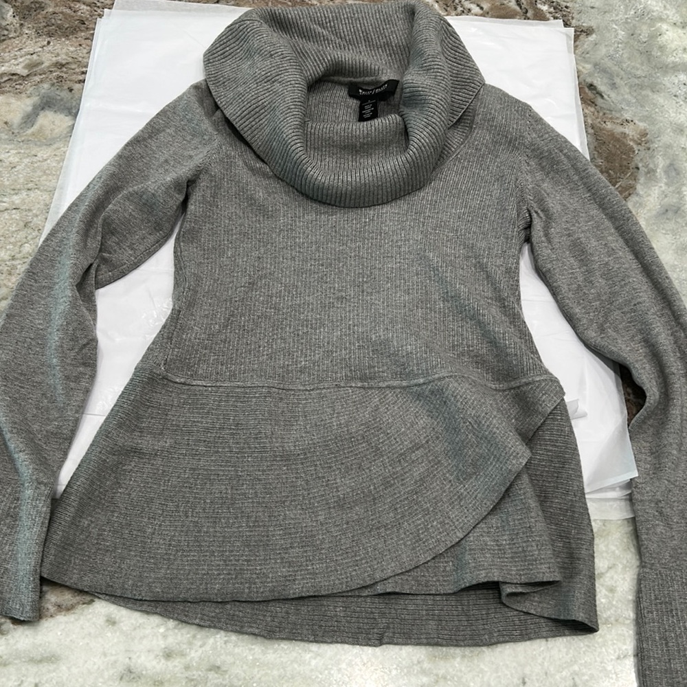 White House Black Market top
